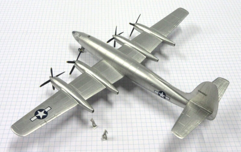 1/144 Republic XF-12 Rainbow