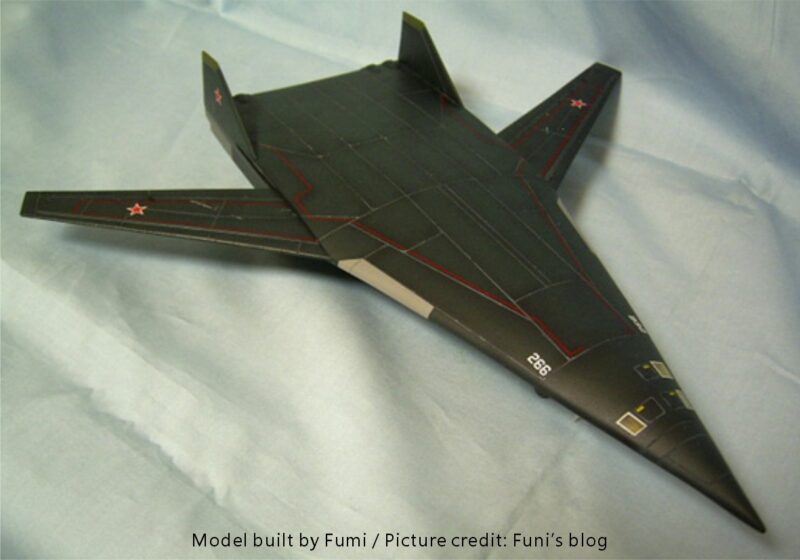 1/144 Sukhoi T-4MS