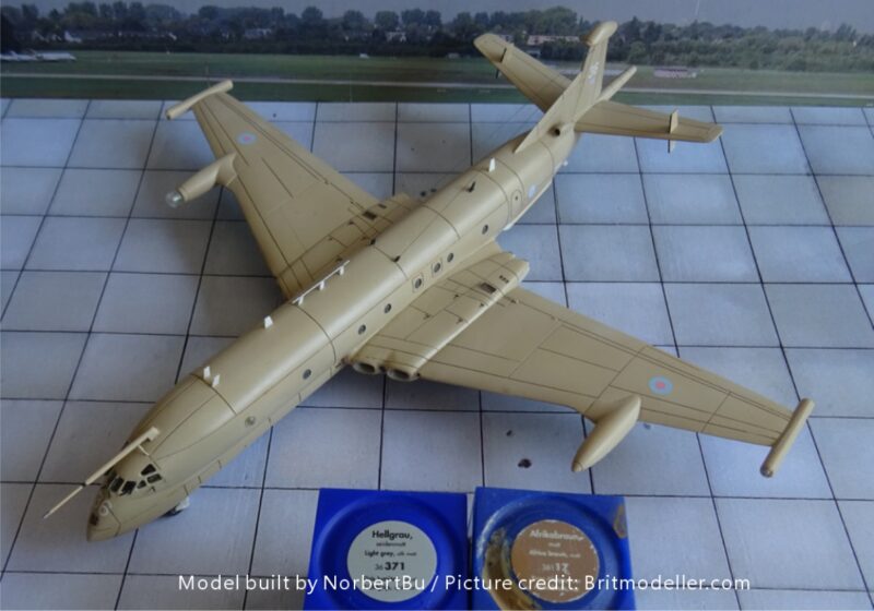 Avion Militaire Corgi 1/144 – Nimrod MR2, Modèle Moulé Sous Pression, Référence AA35601