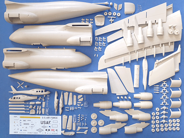1/144 Lockheed C-5M Super Galaxy