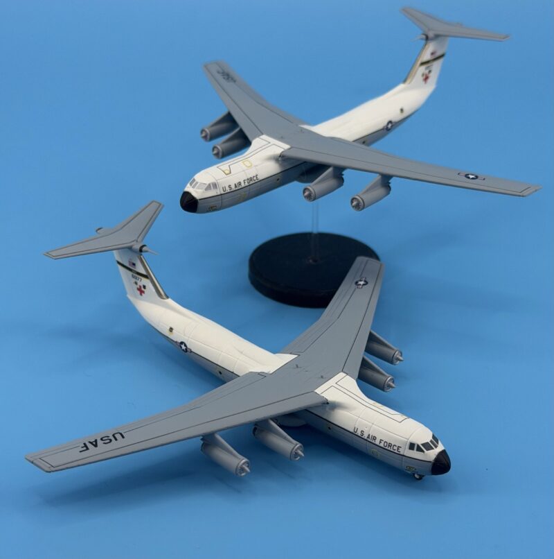 Detailed model set of U.S. Air Force cargo planes for collectors and enthusiasts.